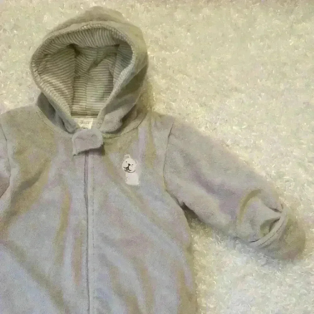 Carter's snow suit
